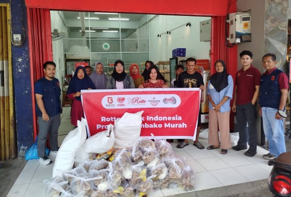 Babada Foundation menggelar Tebus Murah Sembako di lima outlet Rotte Bakery untuk membantu masyarakat memperoleh kebutuhan pokok.